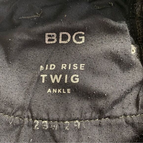 Urban outfitters BDG Smoky Gray Acid Wash Mid Rise Ankle Jeans Size 23 - Picture 6 of 7